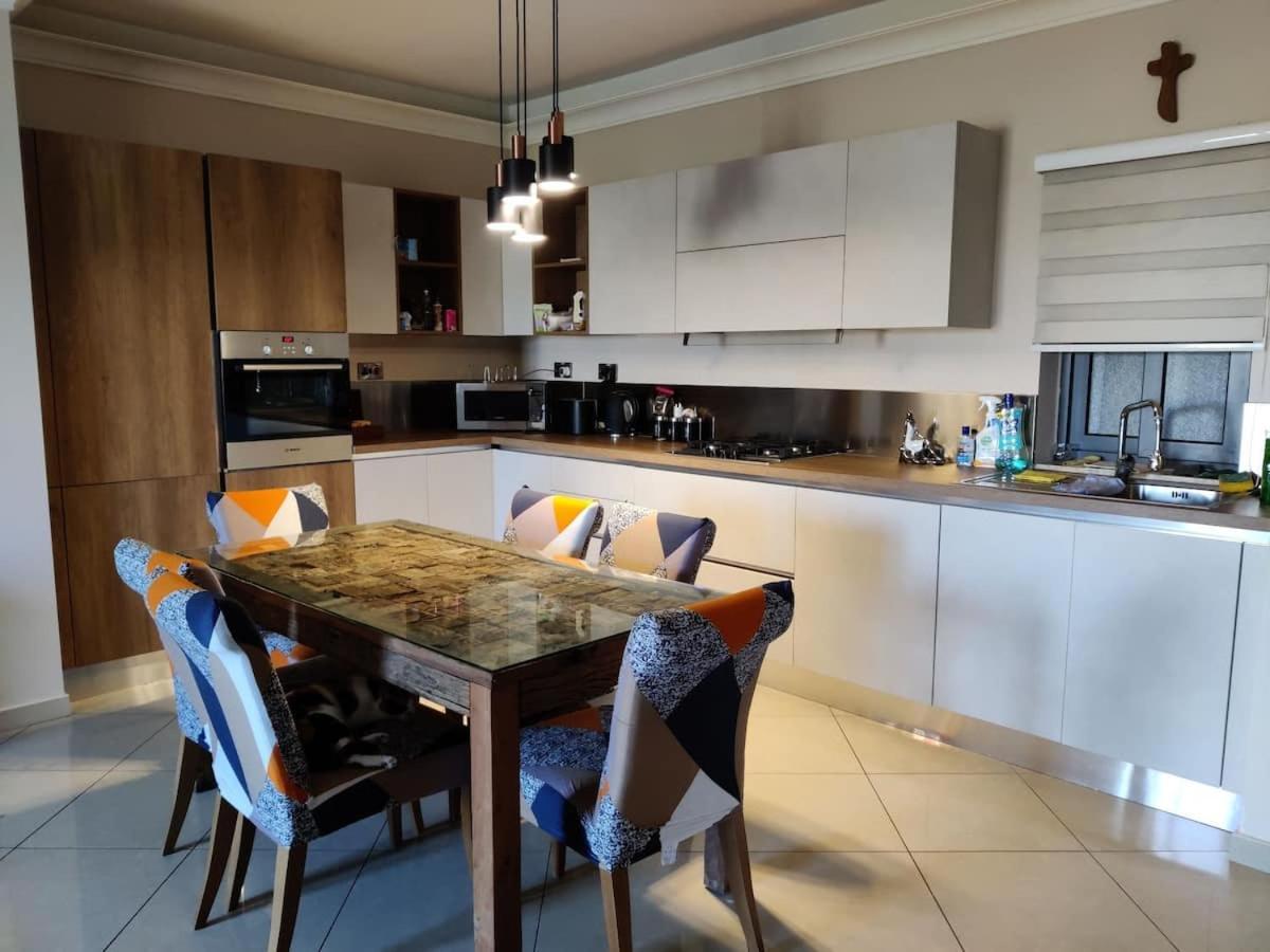 Cosy Designer Finished Apartment With Unobstructed Views St. Paul's Bay Buitenkant foto